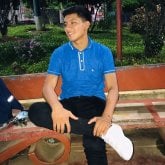 Algo divertido y tranquilo. Alegre,