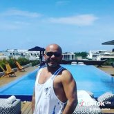 Busco pareja. Mujer morena o negra de