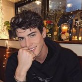 Amigas amigas amigas. Me gusta oir