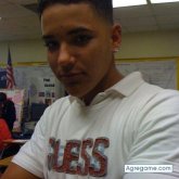 Renefarandula chico soltero en Miami