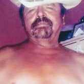 Busco hacer amistades. Hombre activo