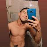 Busco: Conocer gente nueva Me defino: Amable y cariñoso Me