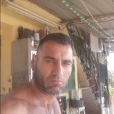 Oficial de primera. Busco mujeres para