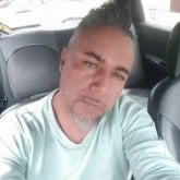 Busco pareja. No me importa la edad ni