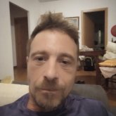 Carnicero. Busco ligar. Una mujer con