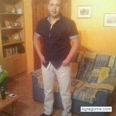 Encuentra Hombres solteros en Tinajo