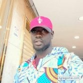 Busco hacer amistades.