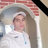 Busco pareja. Amistades o más. Alguien