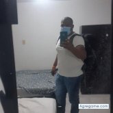 Empleado. Busco pareja. Busco conocer