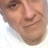 Emprendedor. Busco chatear. Una mujer