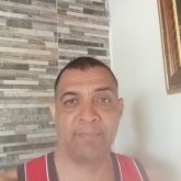 Busco hacer amistades.