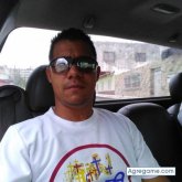 Contactorguardamotor chico soltero en Sanare