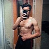 Busco pareja. Me gusta hacer ejercicio.