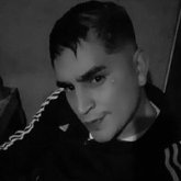 Busco conocer gente. Una mujer. Ahhs.