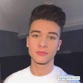 Feed Gomez, Chico de Athens para Chicos en Agregame.
