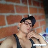 Encuentra Hombres Solteros en Santa Lucía