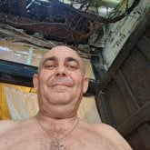 Busco mujer de 45 a 60 años para una