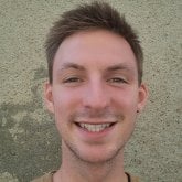 No cierro puertas a nada. Chico joven