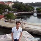 YRNYY chico soltero en Fomento