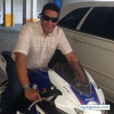 leocadena chico soltero en Santo Domingo