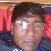 Albanil. Mujeres de 50 años a55.