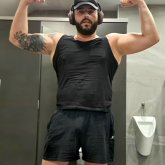 Mecánico naval. Busco ligar. Divertido