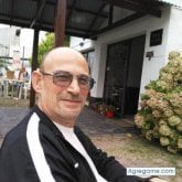 Encuentra Hombres solteros en Quilmes