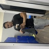 Dependiente. Busco chatear. Mujeres