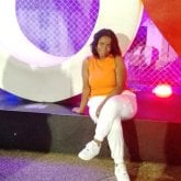 Operaria de confección. Busco conocer