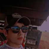 Estudiante. Busco mujer de cualquier