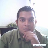 Encuentra Hombres solteros en Chahuites