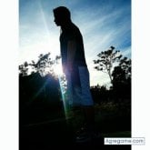 Busco chatear. Tener una rekacion.