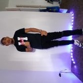 Trabajar. Busco mujer de color de color