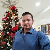 Mecánico. Busco ligar. Mujeres.